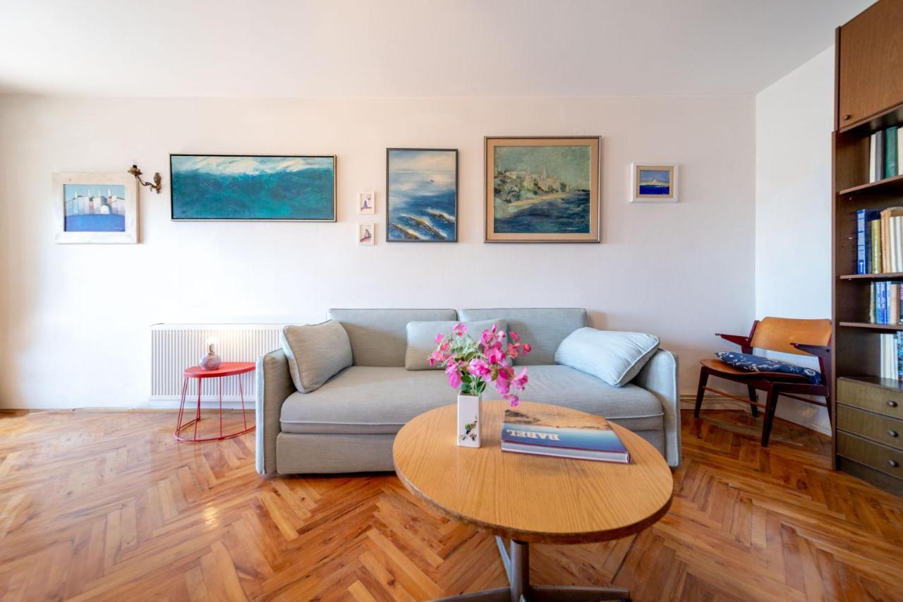 Fia 70S Beach Apartment Раб Экстерьер фото